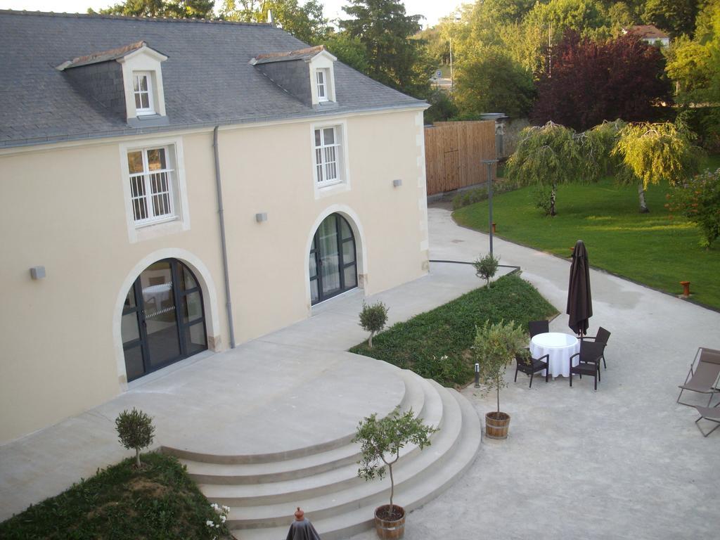 Hotel Le Saint Martin Sable-sur-Sarthe Bagian luar foto